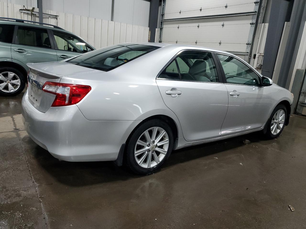 2012 TOYOTA CAMRY BASE - Фото 3