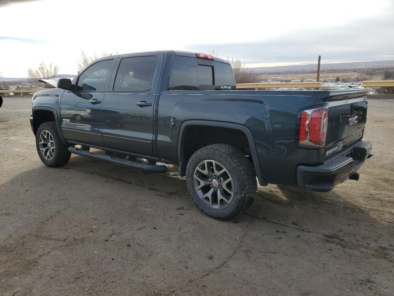 2017 GMC SIERRA K15 - Image 2