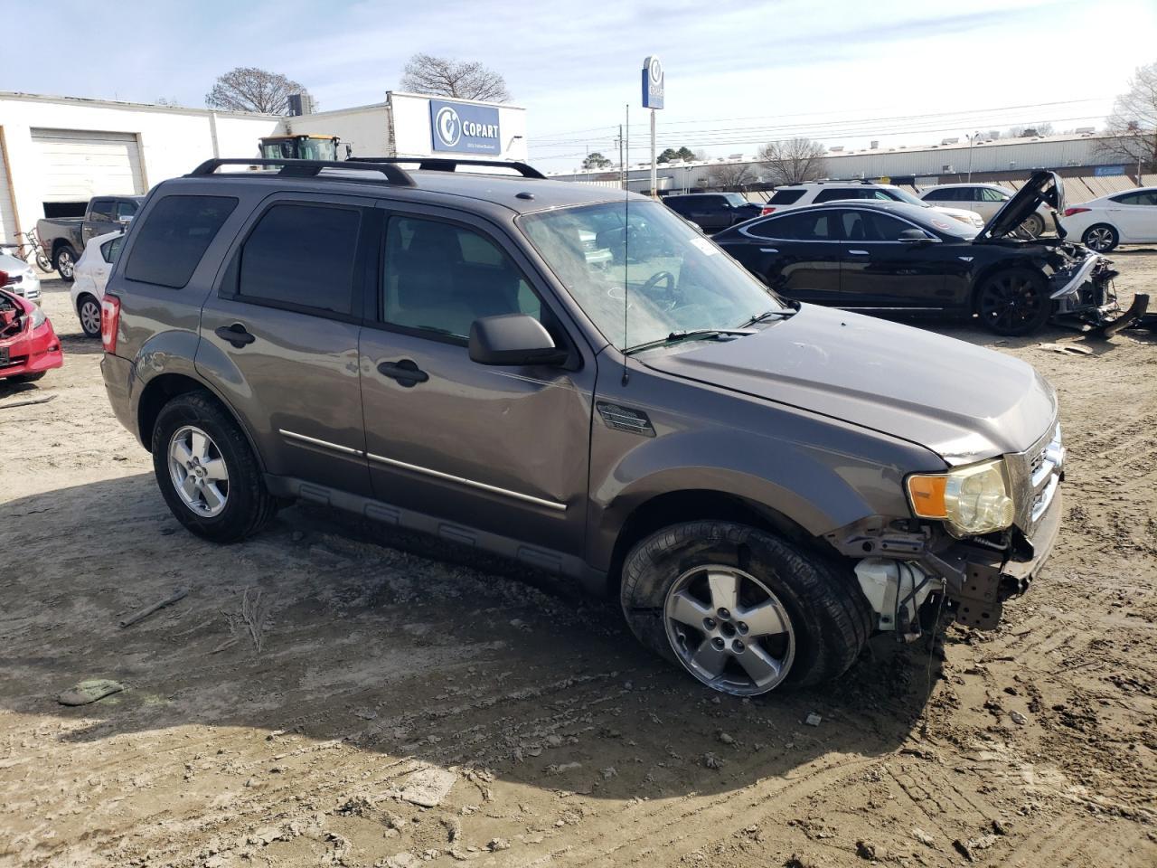 2012 FORD ESCAPE XLT - Image 4