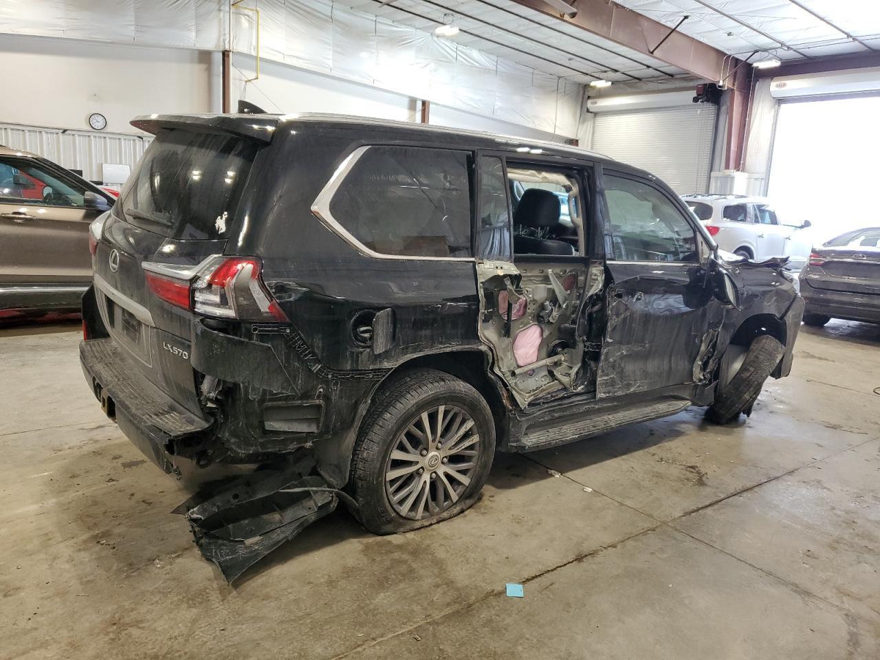 2019 LEXUS LX 570 - Image 3