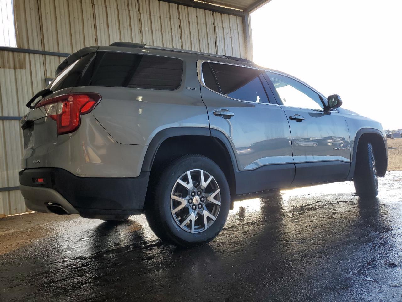 2023 GMC ACADIA SLT - Image 3