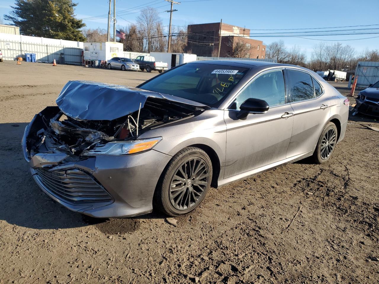 2019 TOYOTA CAMRY XSE
