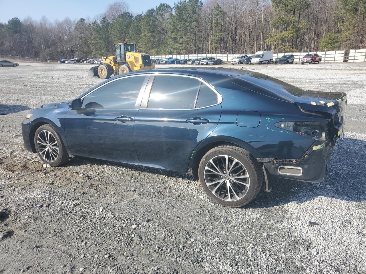 2018 TOYOTA CAMRY L - Фото 2