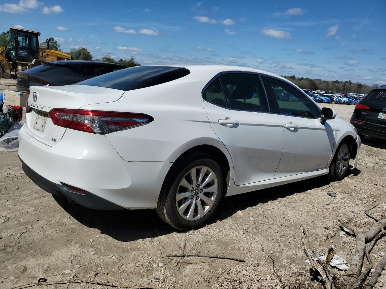 2018 TOYOTA CAMRY L - Image 3