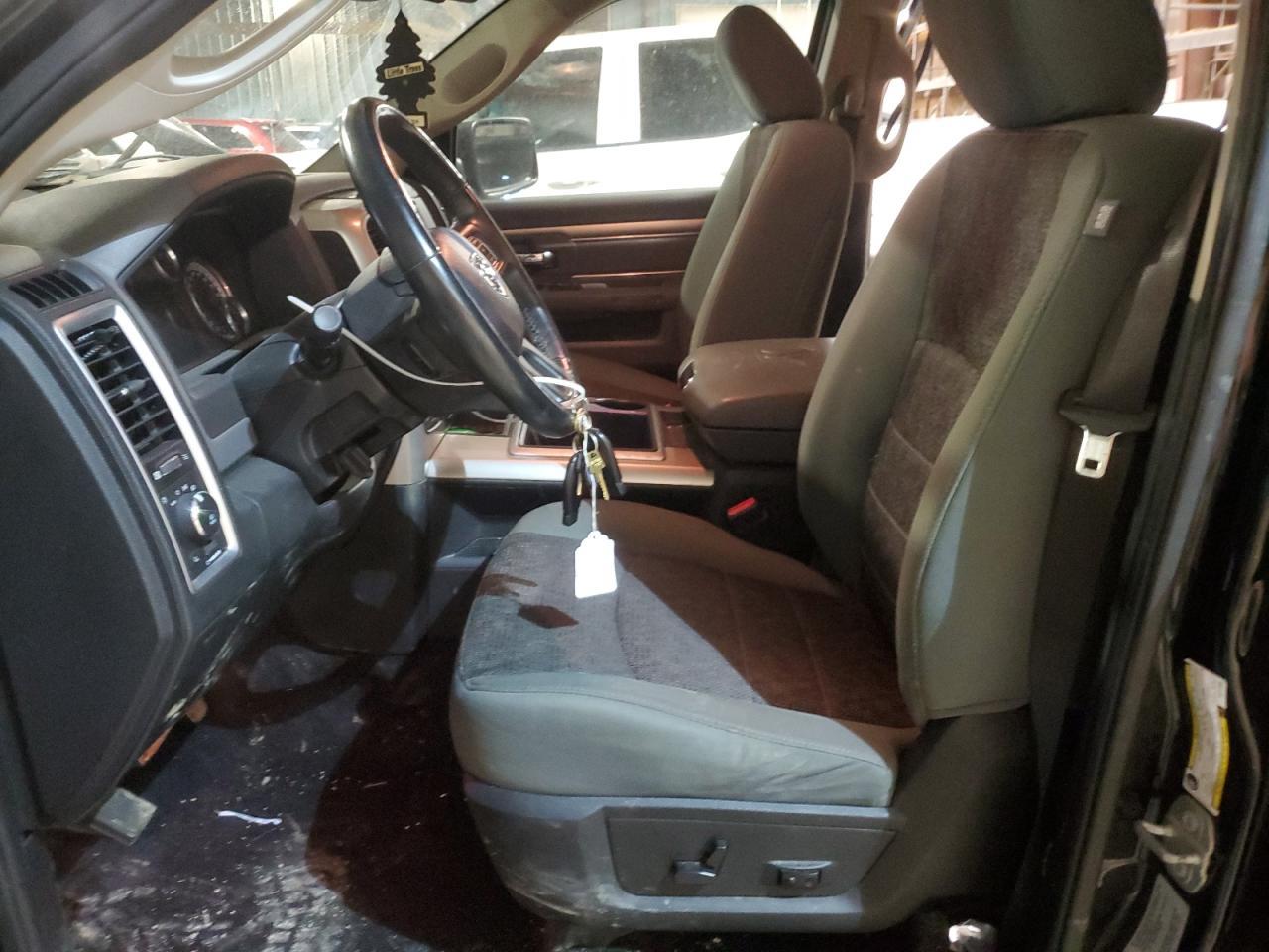 2015 RAM 1500 SLT - Image 7