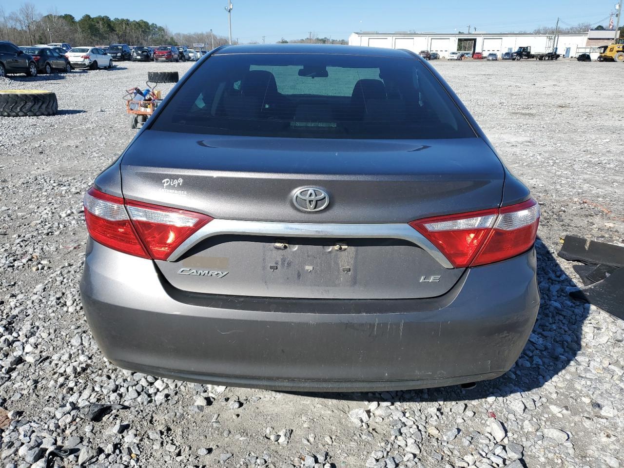 2017 TOYOTA CAMRY LE - Фото 6
