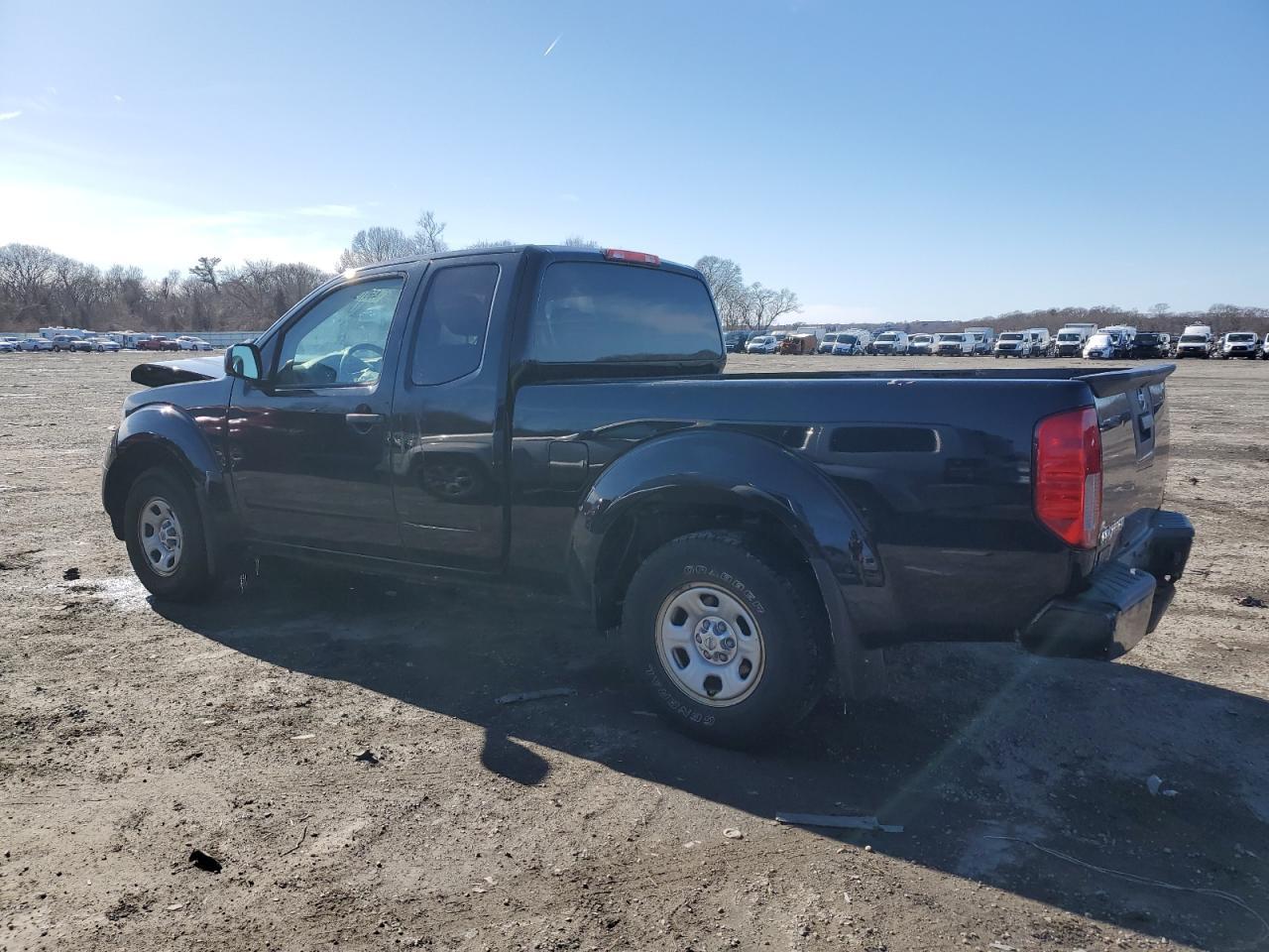 2019 NISSAN FRONTIER S - Фото 2