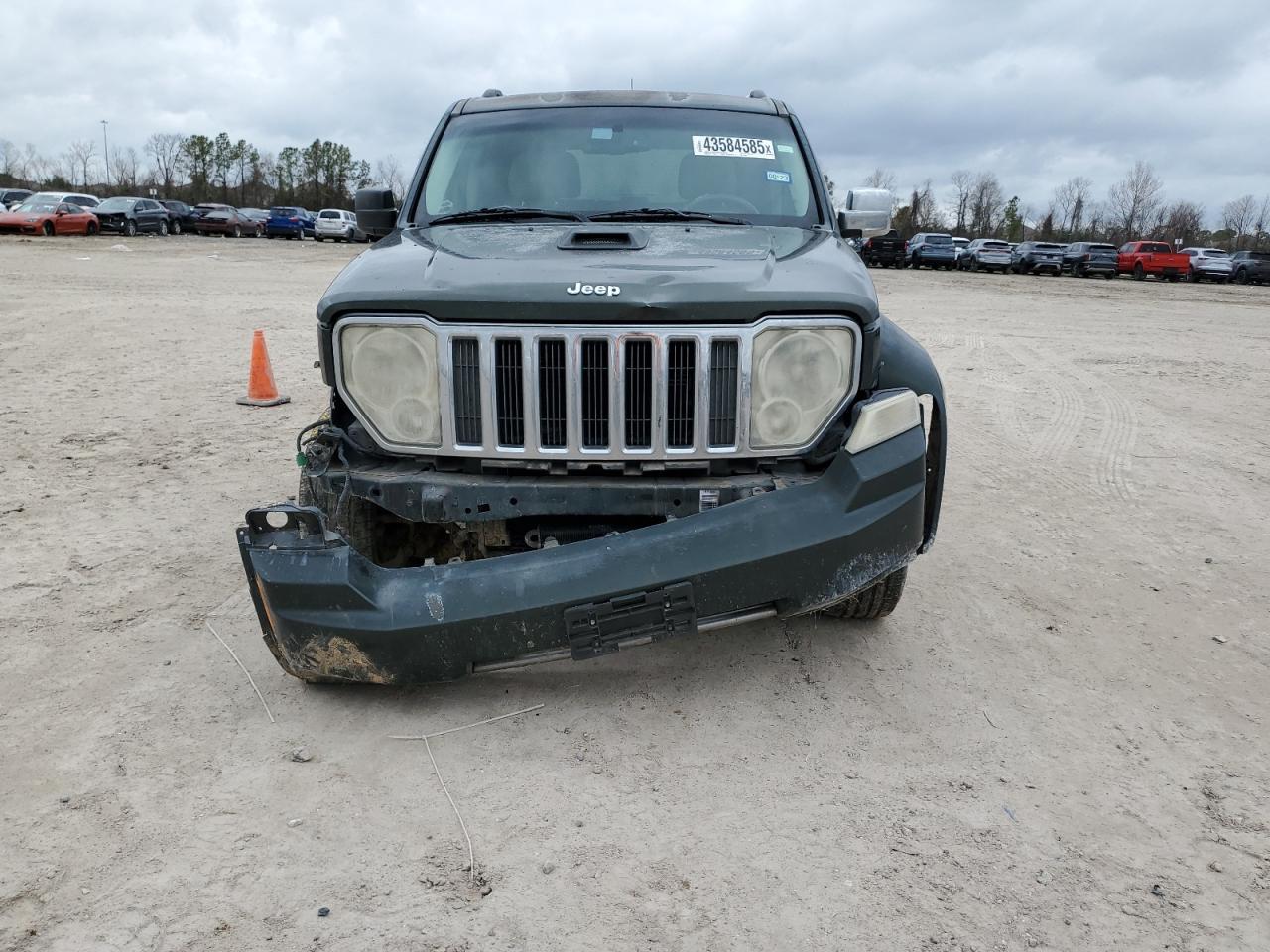 2011 JEEP LIBERTY LI - Фото 5