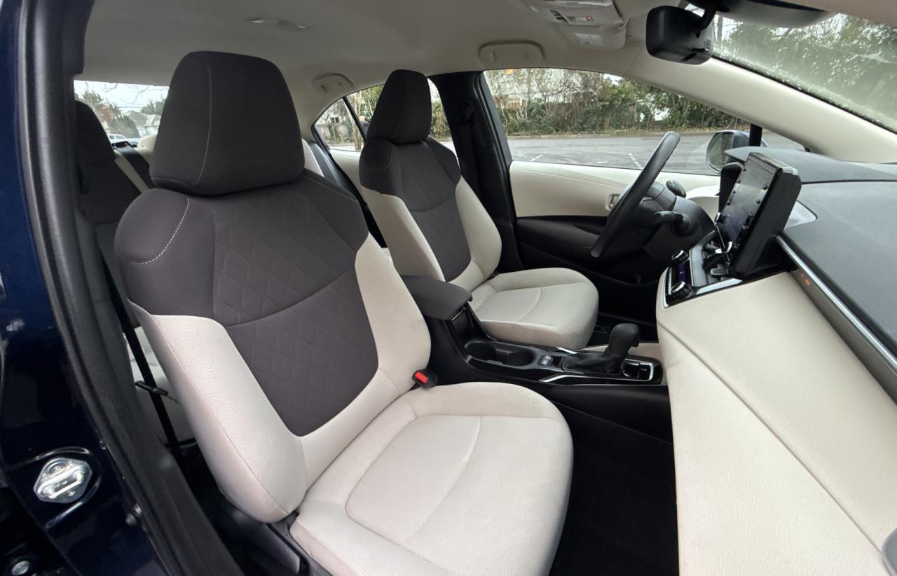 2022 TOYOTA COROLLA LE - Фото 5