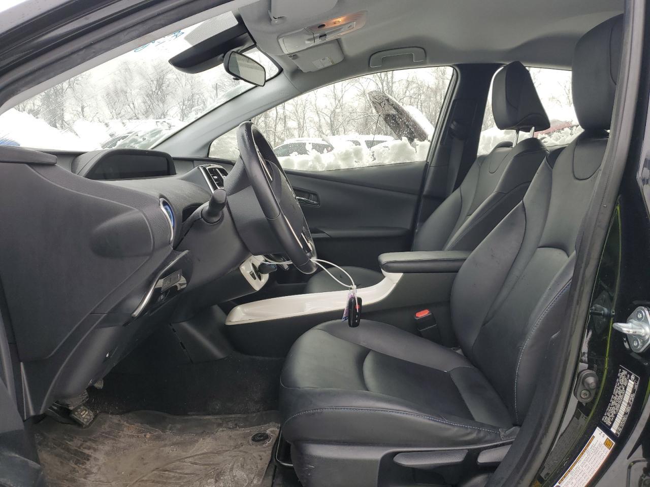 2016 TOYOTA PRIUS - Фото 7