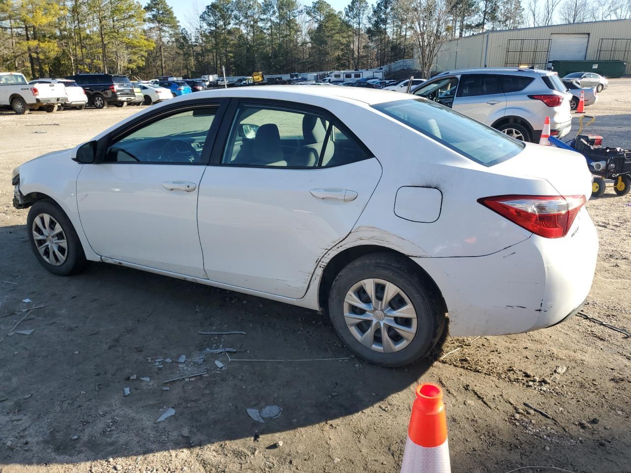 2015 TOYOTA COROLLA L - Image 2
