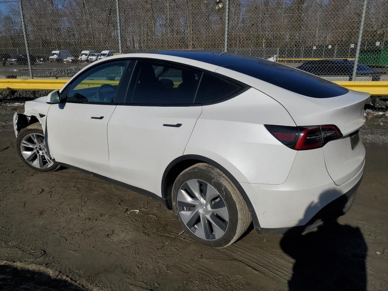 2022 TESLA MODEL Y - Image 2