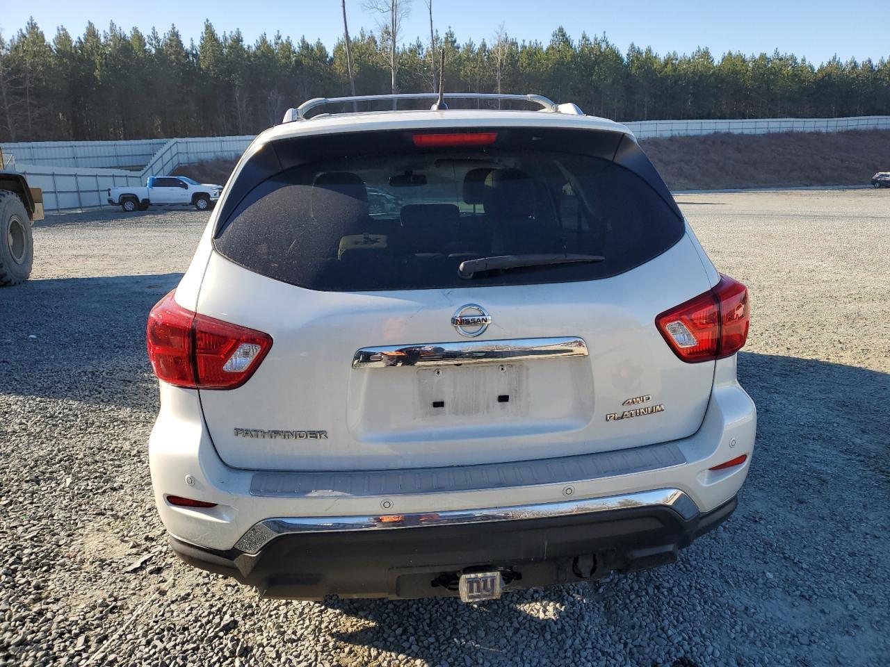 2017 NISSAN PATHFINDER - Image 6