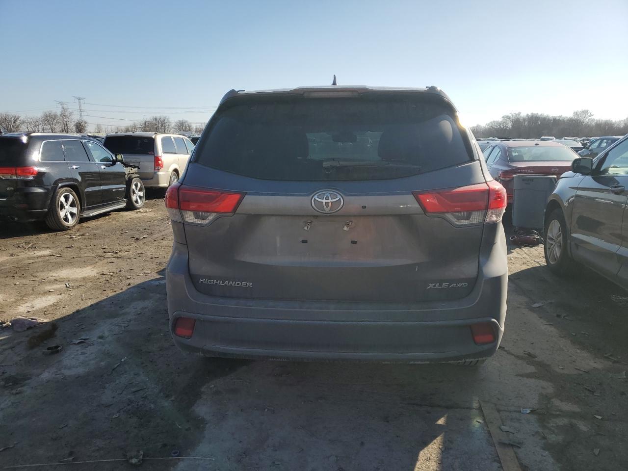2019 TOYOTA HIGHLANDER - Фото 6