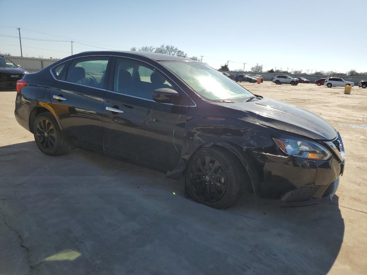 2018 NISSAN SENTRA S - Фото 4