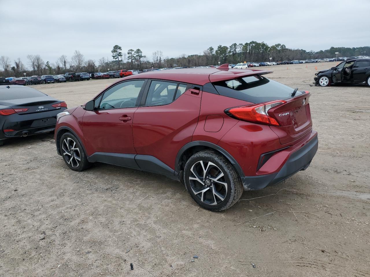 2018 TOYOTA C-HR XLE - Image 2