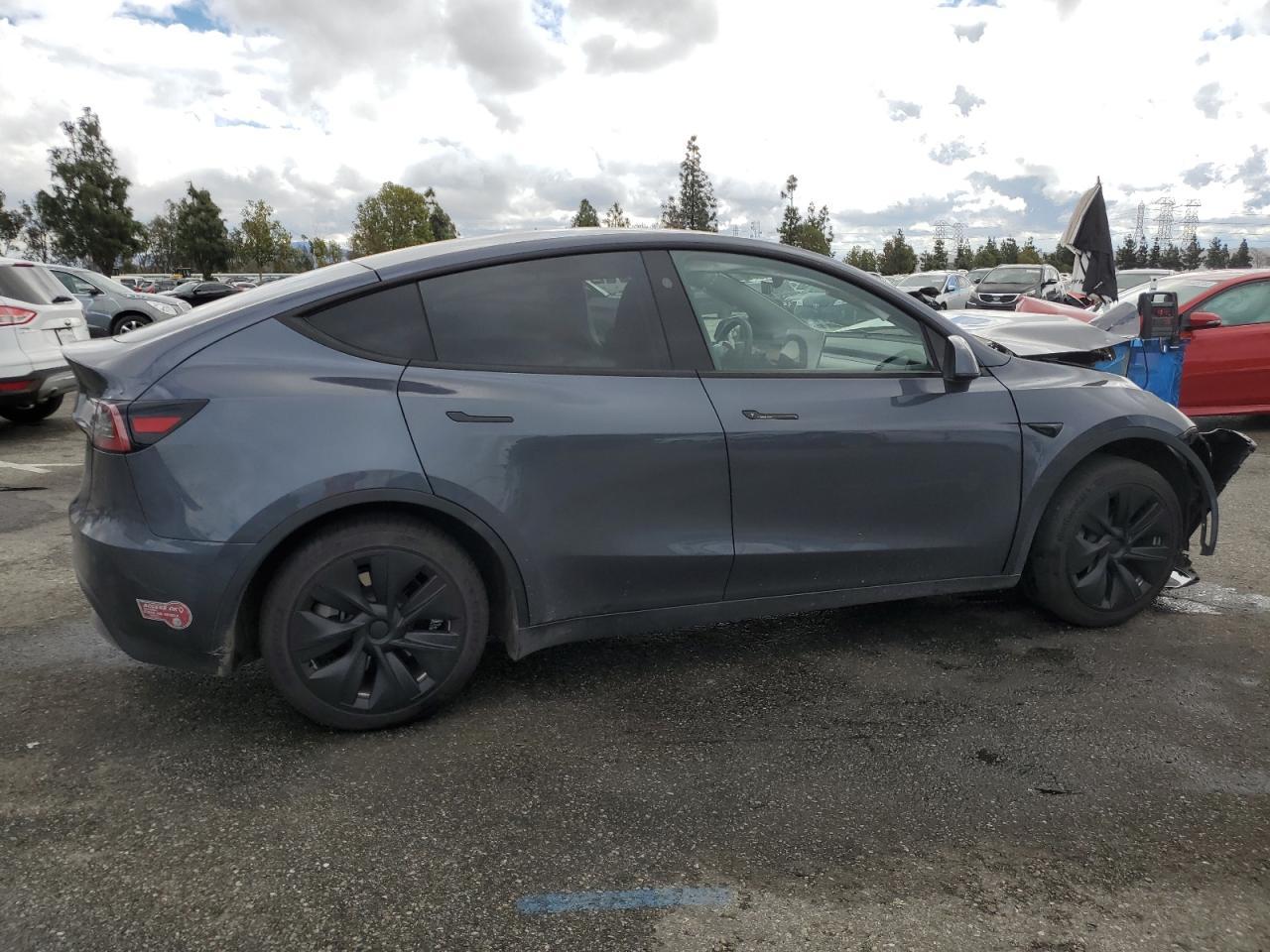 2023 TESLA MODEL Y - Фото 3