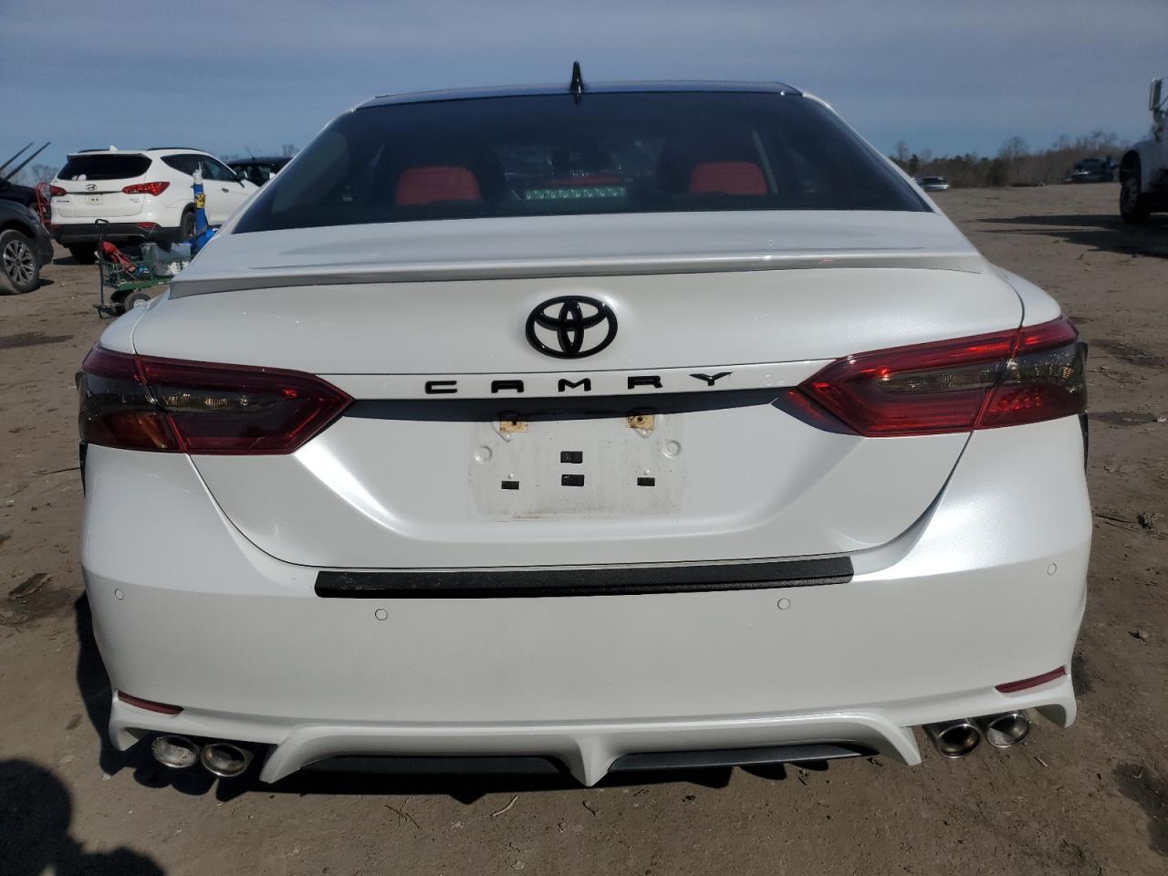 2018 TOYOTA CAMRY XSE - Image 6