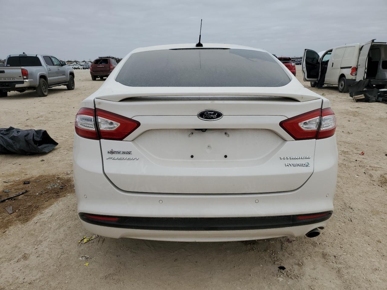 2015 FORD FUSION TIT - Фото 6
