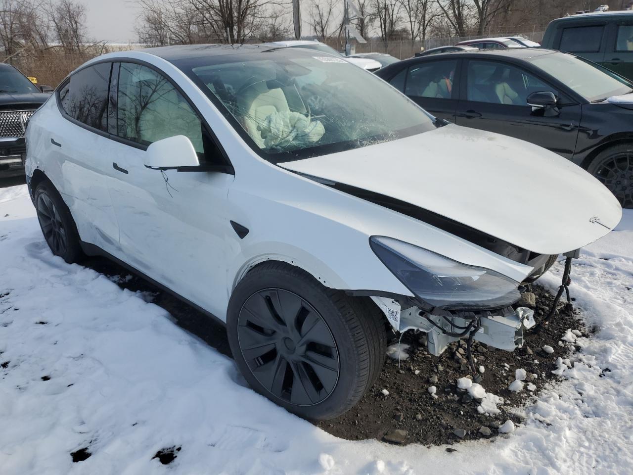 2024 TESLA MODEL Y - Image 4