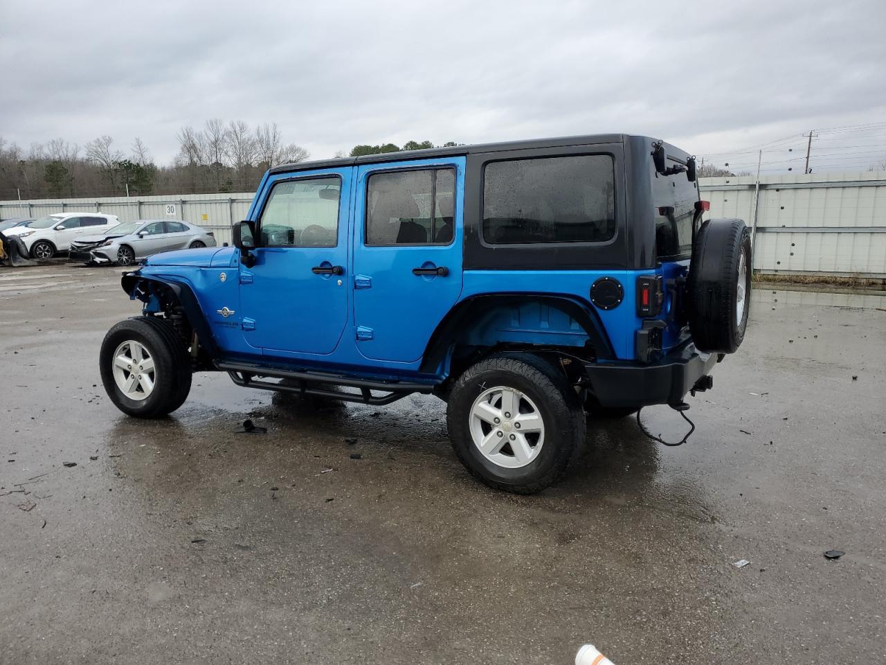 2015 JEEP WRANGLER U - Image 2