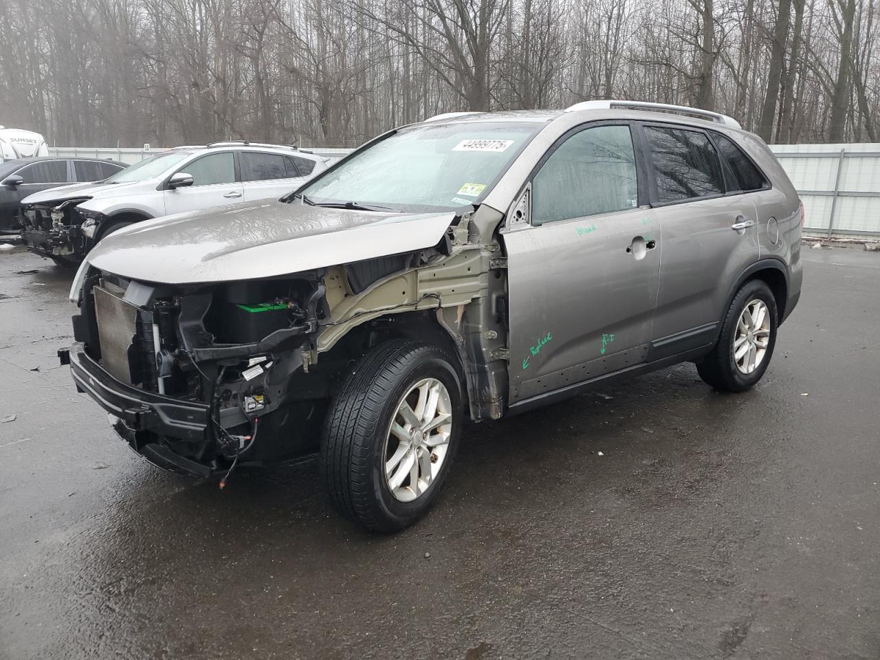 2015 KIA SORENTO LX