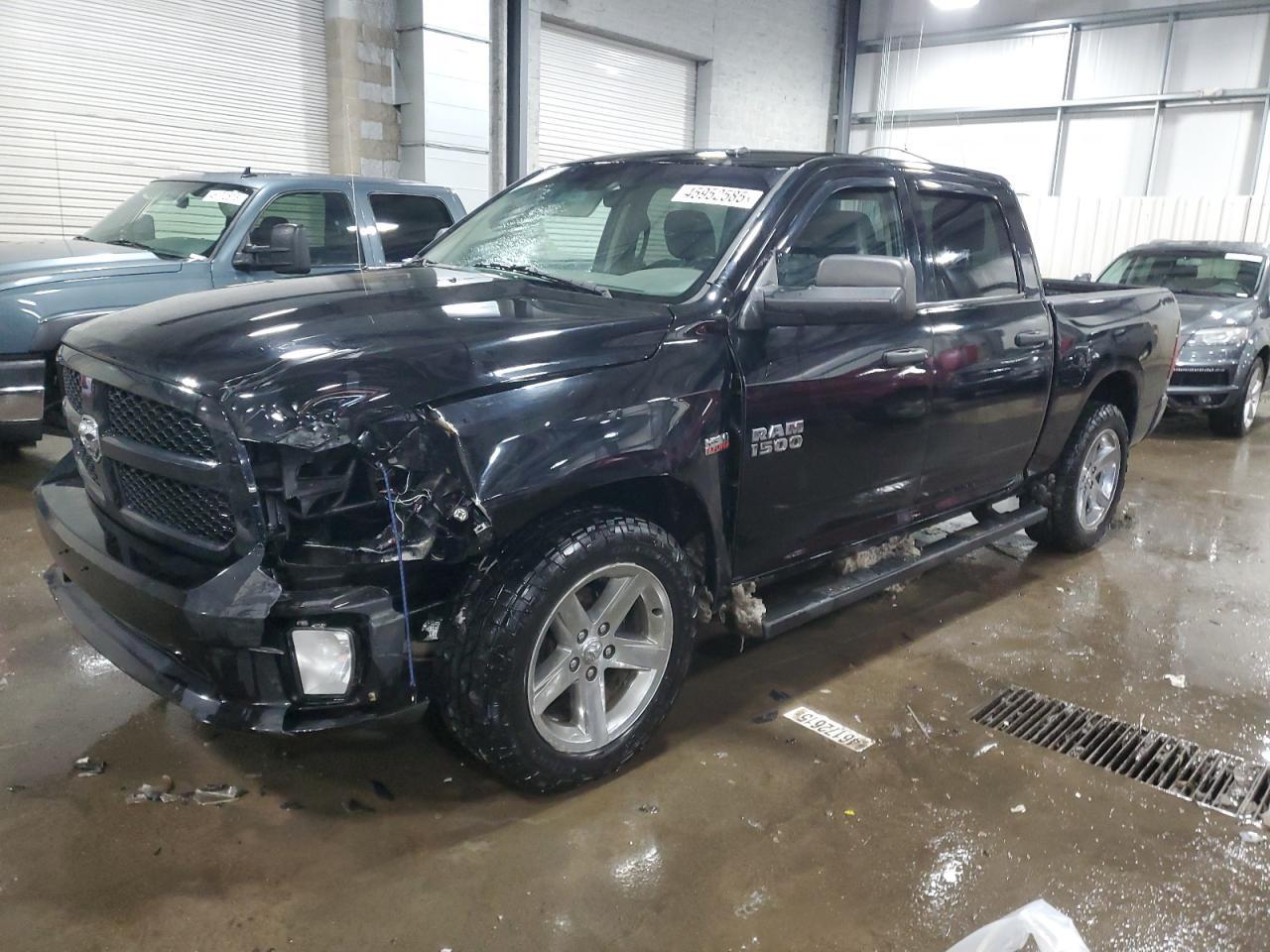 2014 RAM 1500 ST