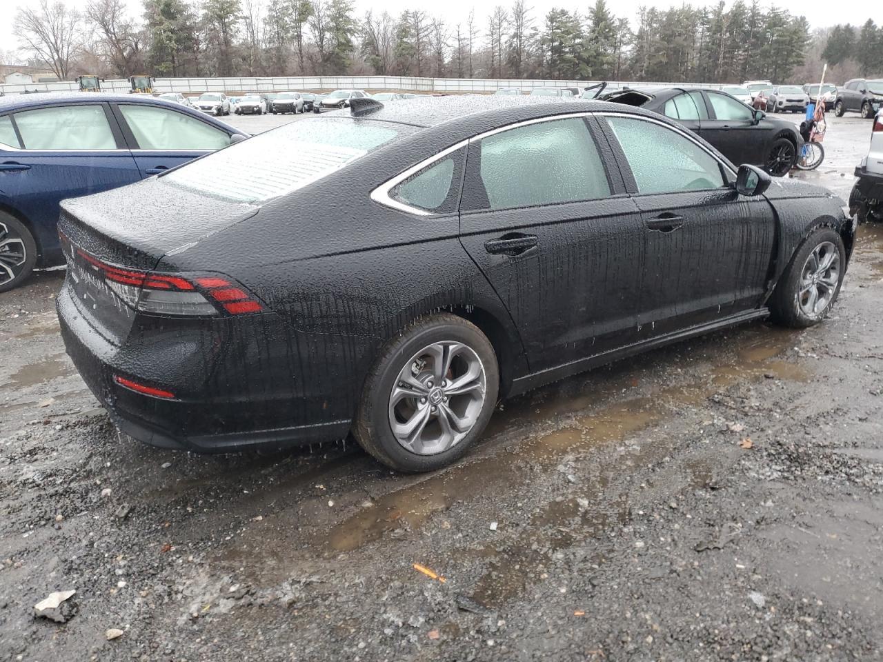 2024 HONDA ACCORD EX - Image 3
