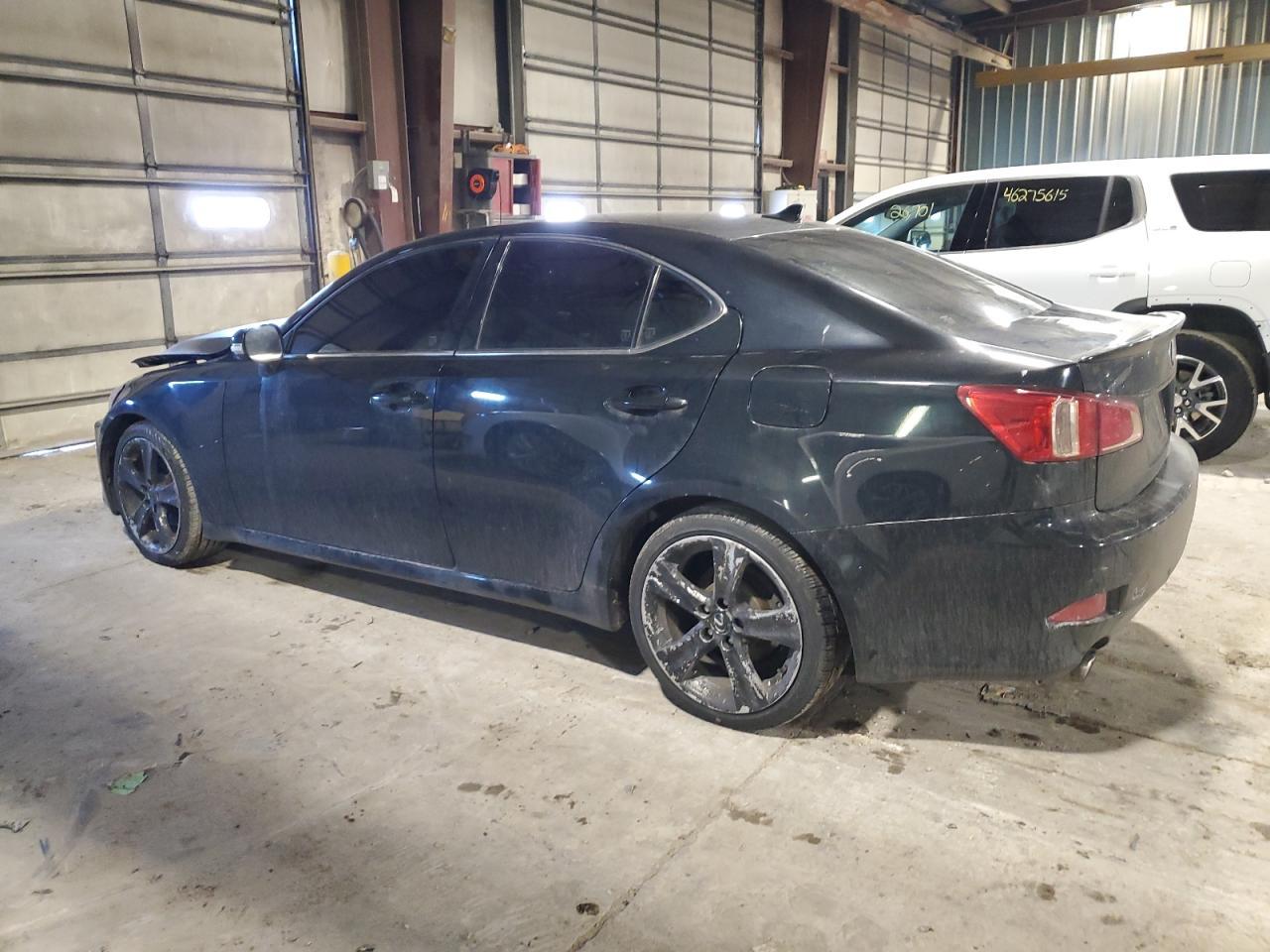 2011 LEXUS IS 250 - Фото 2