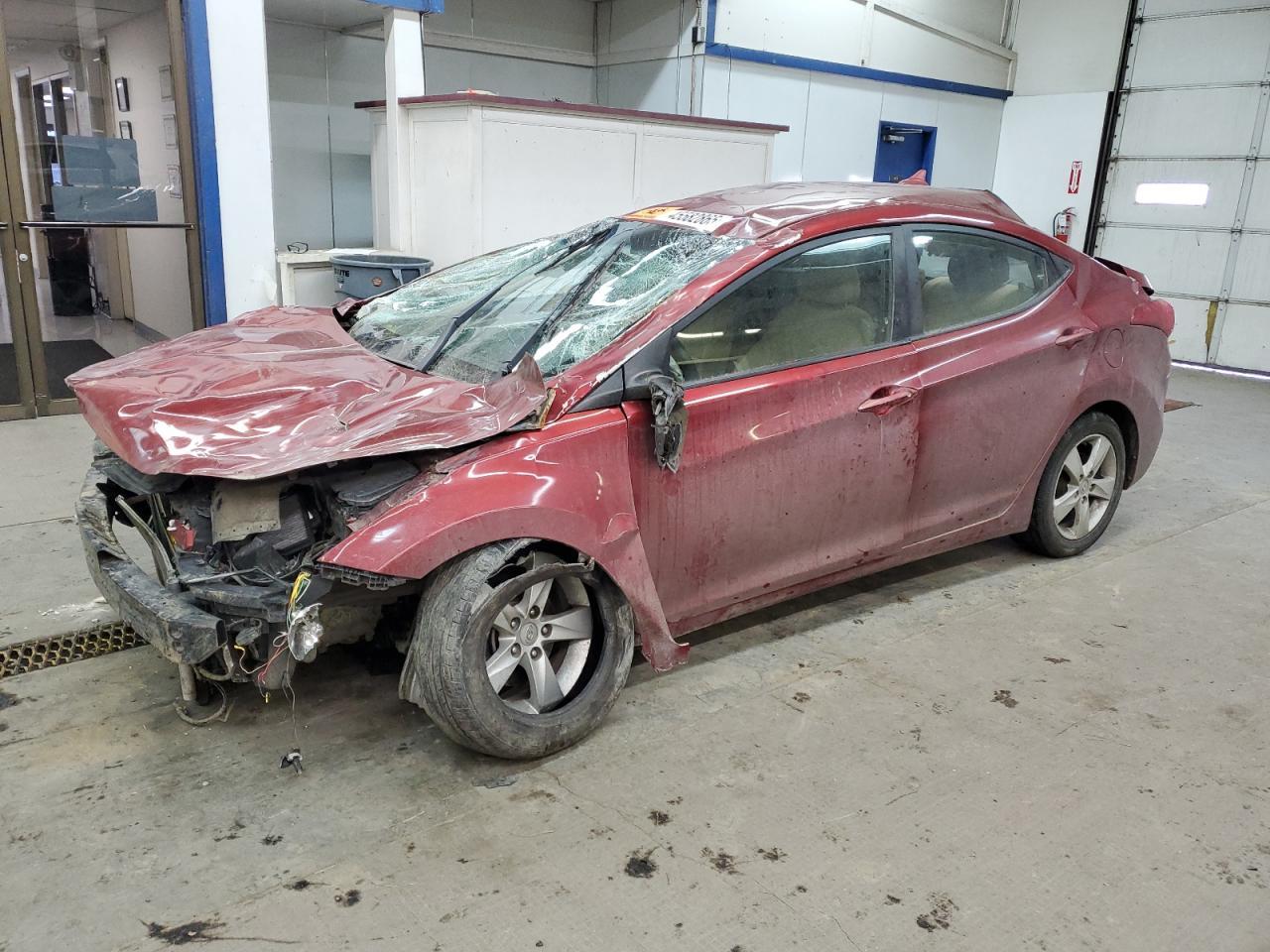 2013 HYUNDAI ELANTRA GL