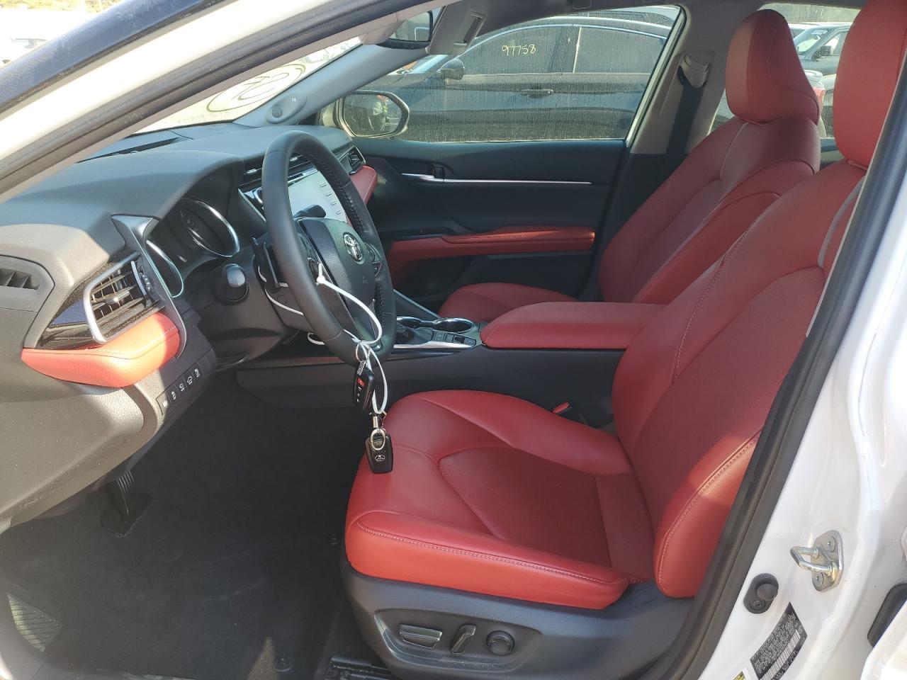 2019 TOYOTA CAMRY XSE - Image 7