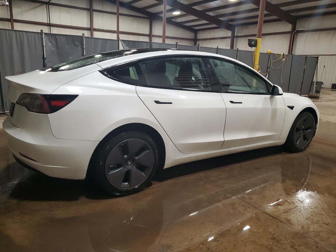 2023 TESLA MODEL 3 - Фото 3