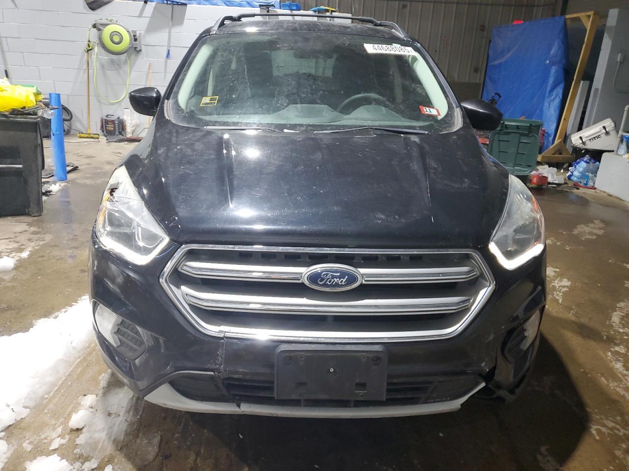 2017 FORD ESCAPE SE - Image 5