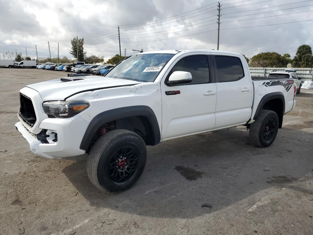 2019 TOYOTA TACOMA DOU
