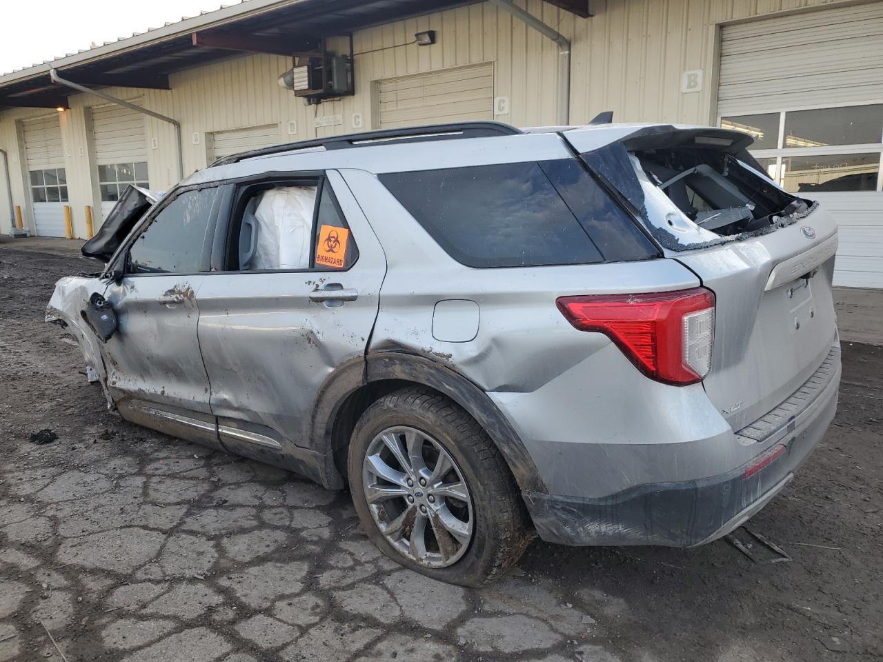 2022 FORD EXPLORER X - Фото 2