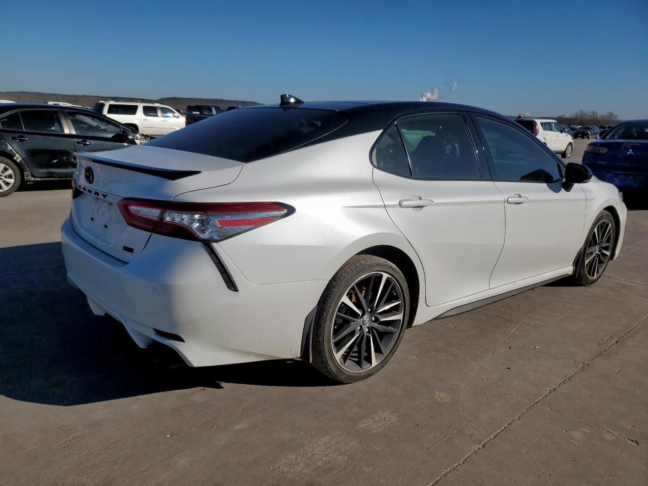 2019 TOYOTA CAMRY XSE - Image 3