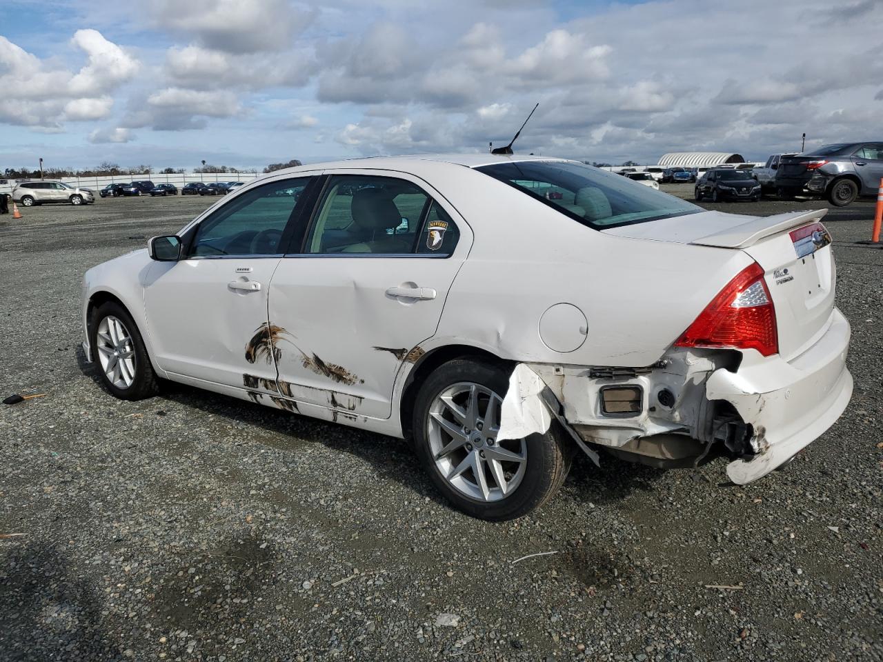 2011 FORD FUSION SEL - Image 2