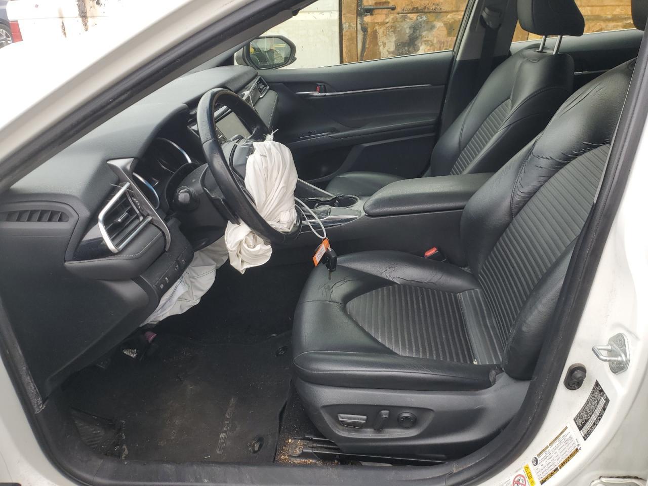 2018 TOYOTA CAMRY L - Фото 7