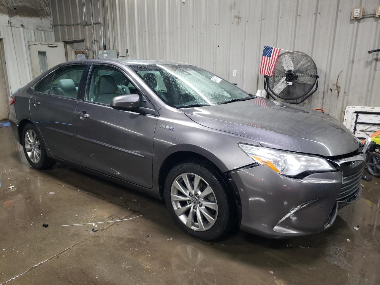 2017 TOYOTA CAMRY HYBR - Image 4