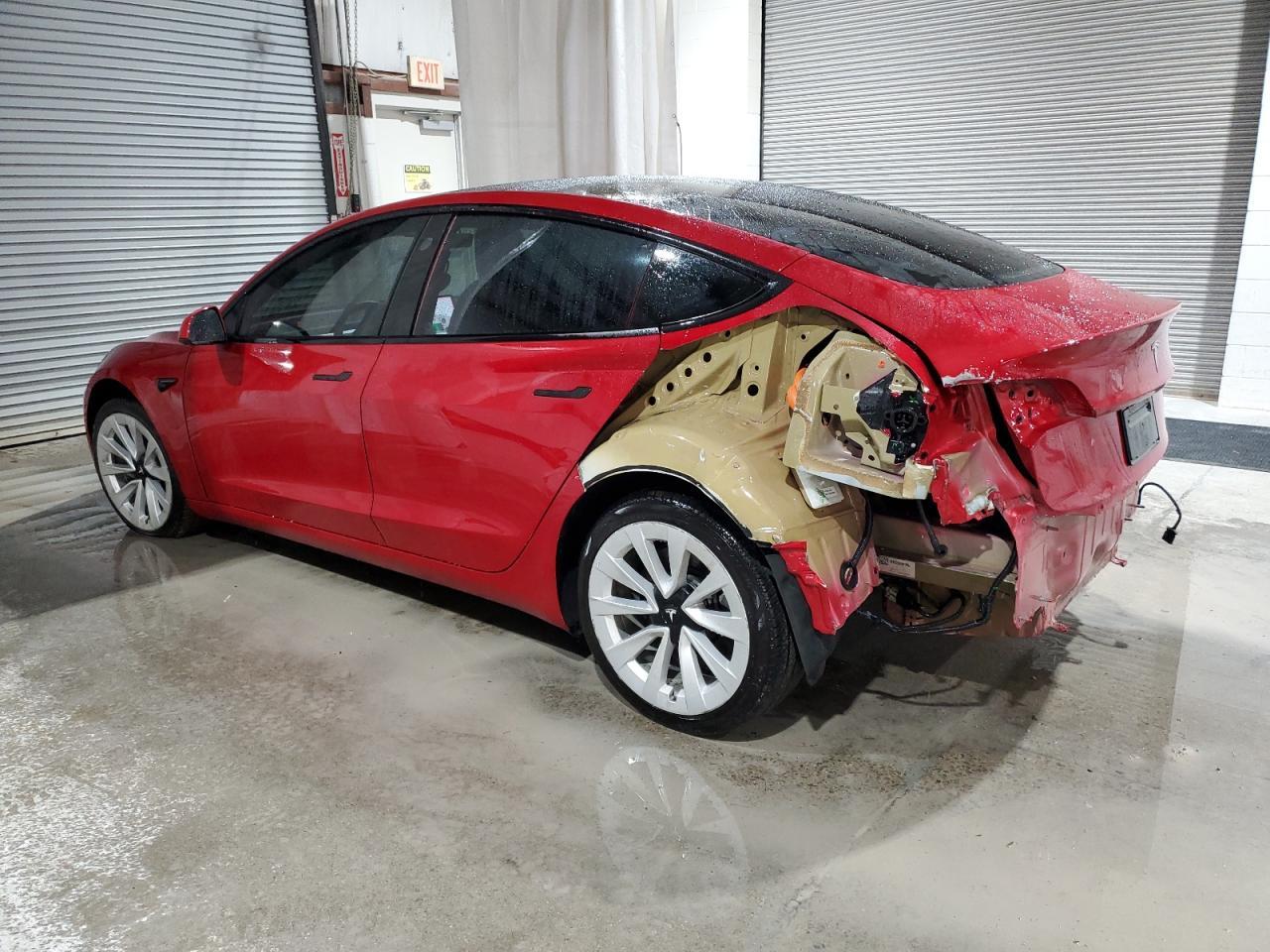 2022 TESLA MODEL 3 - Image 2