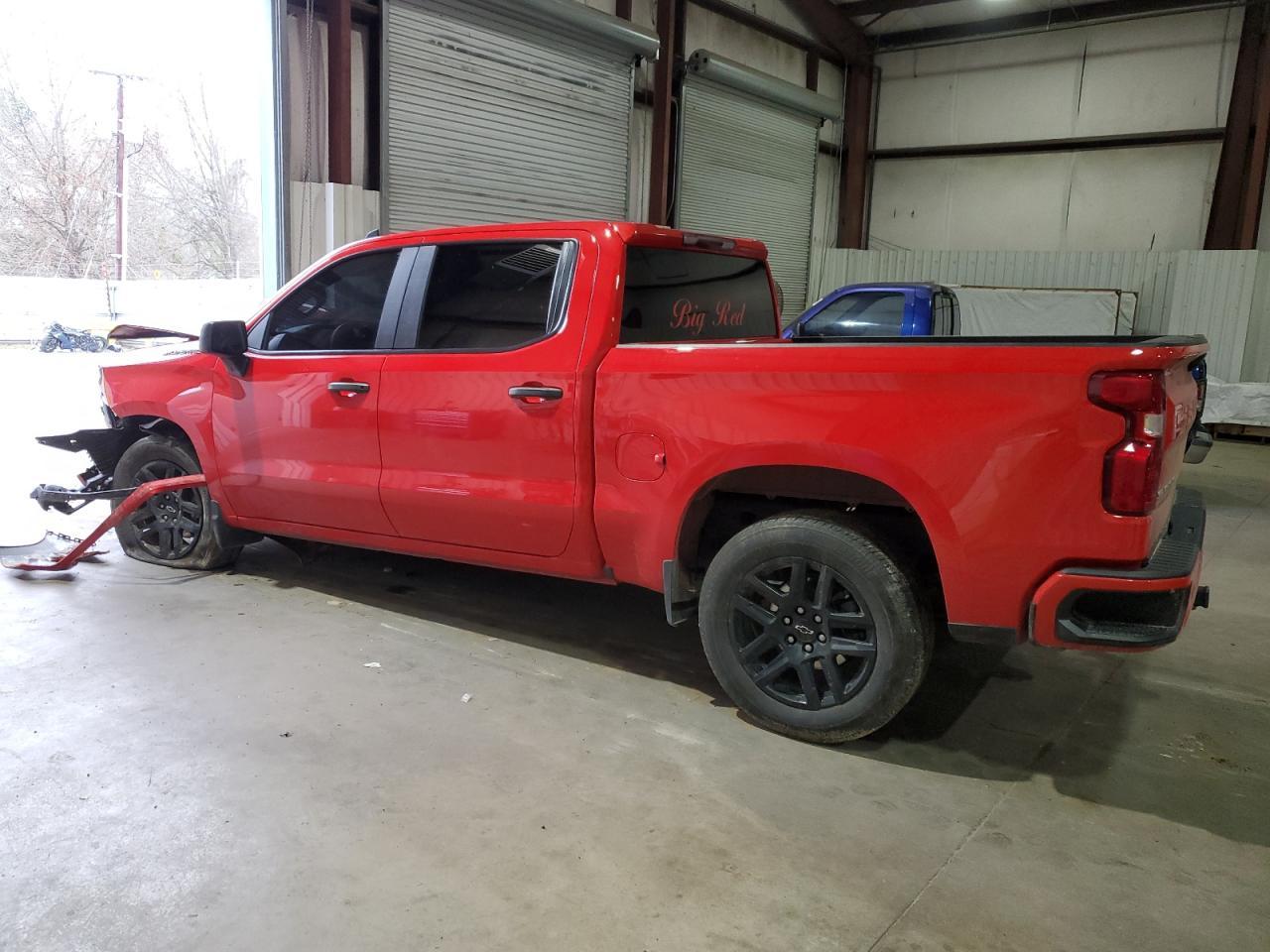 2023 CHEVROLET SILVERADO - Фото 2