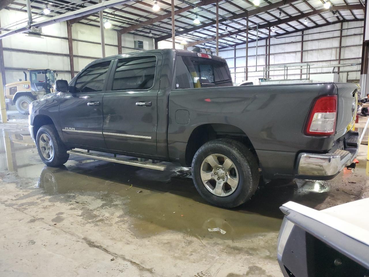 2019 RAM 1500 BIG H - Фото 2