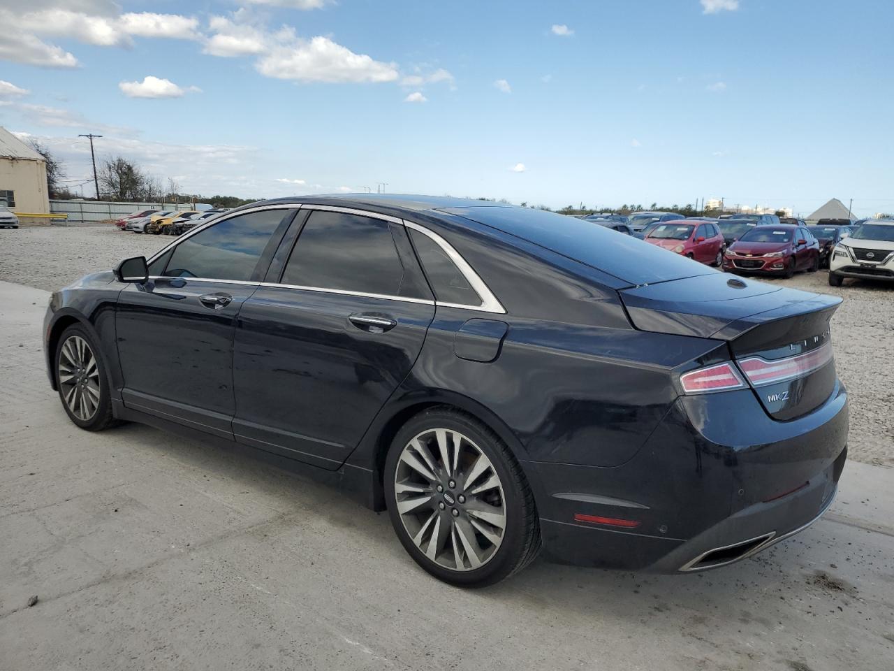 2019 LINCOLN MKZ RESERV - Image 2