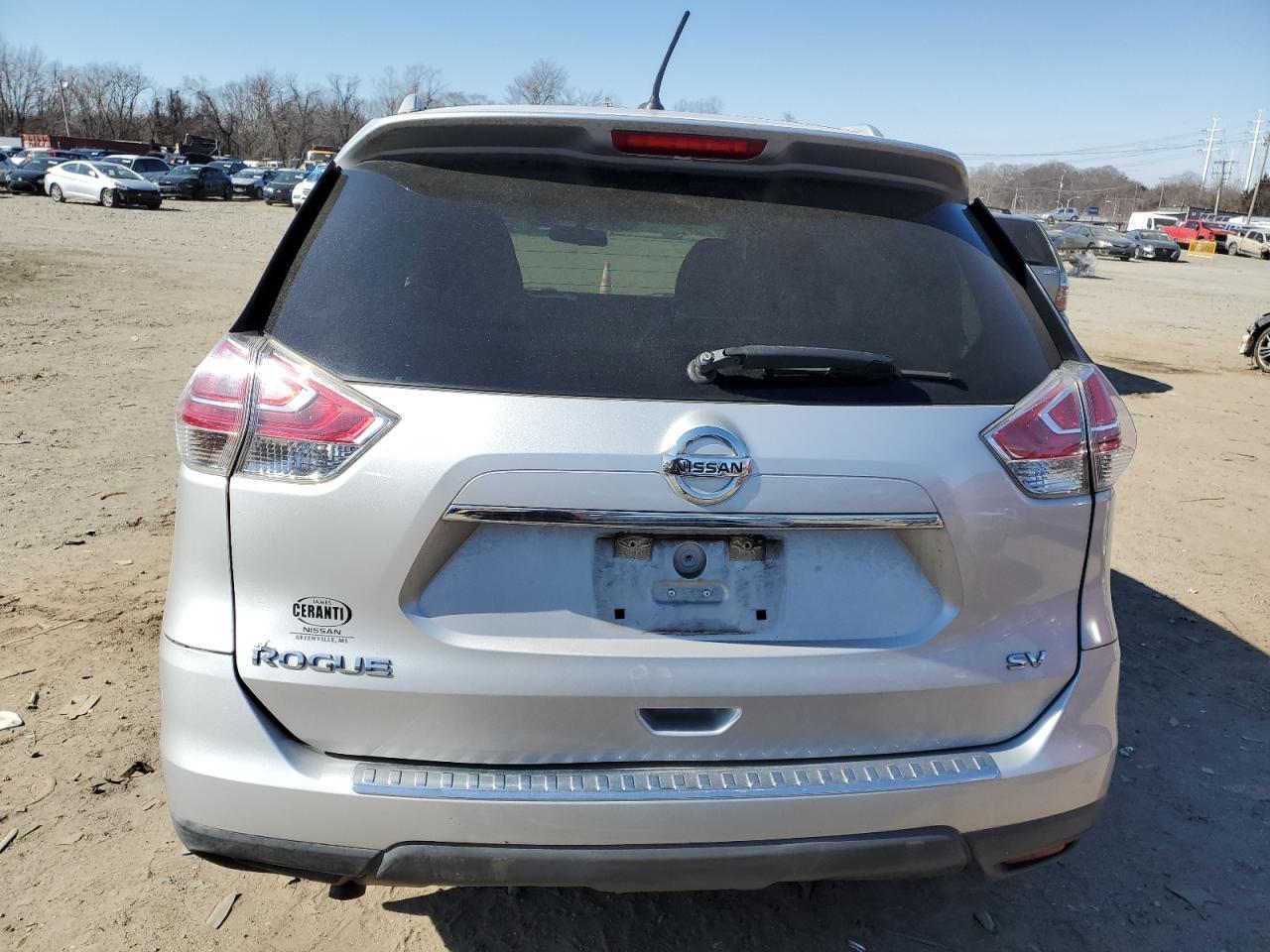 2015 NISSAN ROGUE S - Фото 6