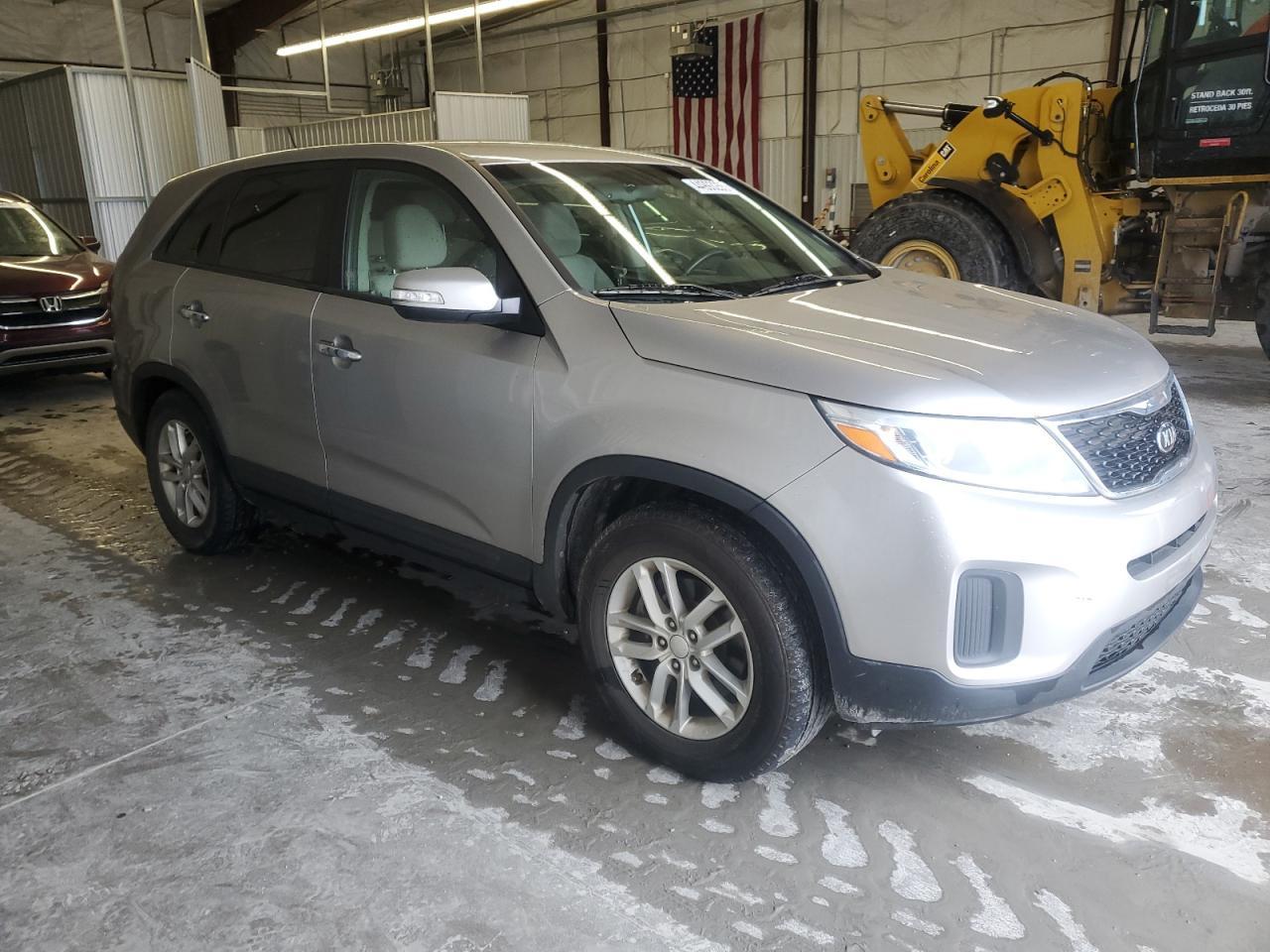 2014 KIA SORENTO LX - Фото 4