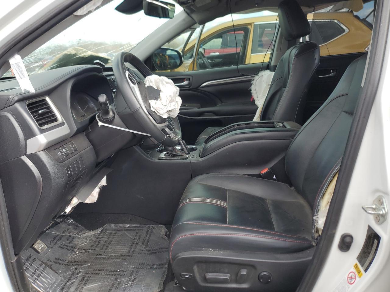2019 TOYOTA HIGHLANDER - Image 7