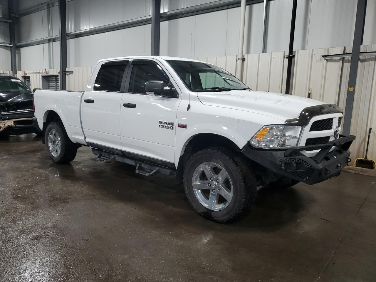 2015 RAM 1500 SLT - Image 4