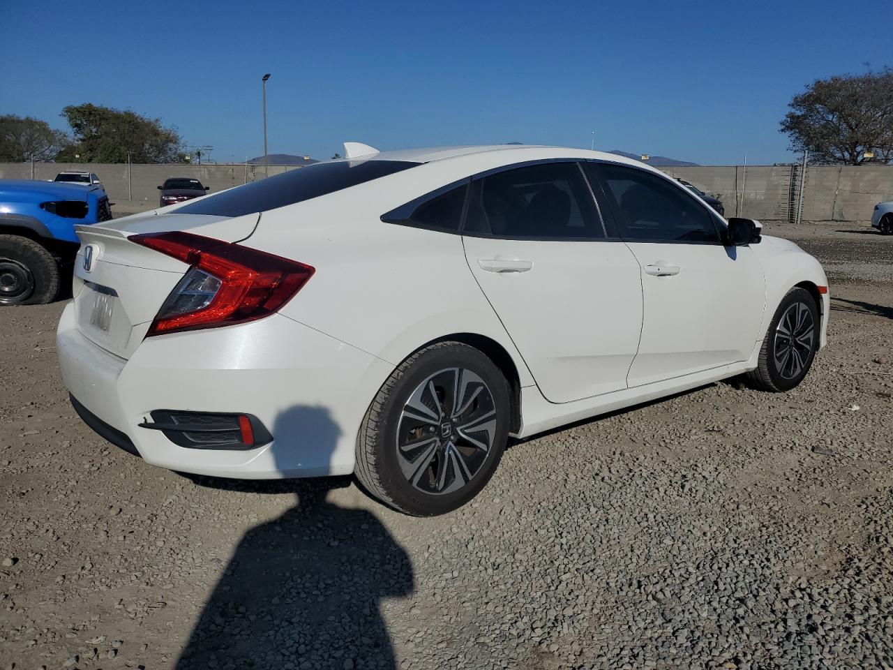 2017 HONDA CIVIC EXL - Image 3