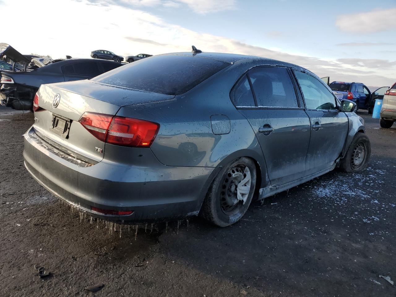 2016 VOLKSWAGEN JETTA S - Image 3