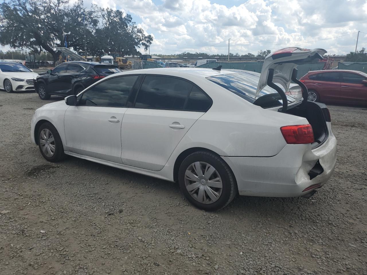 2014 VOLKSWAGEN JETTA SE - Фото 2